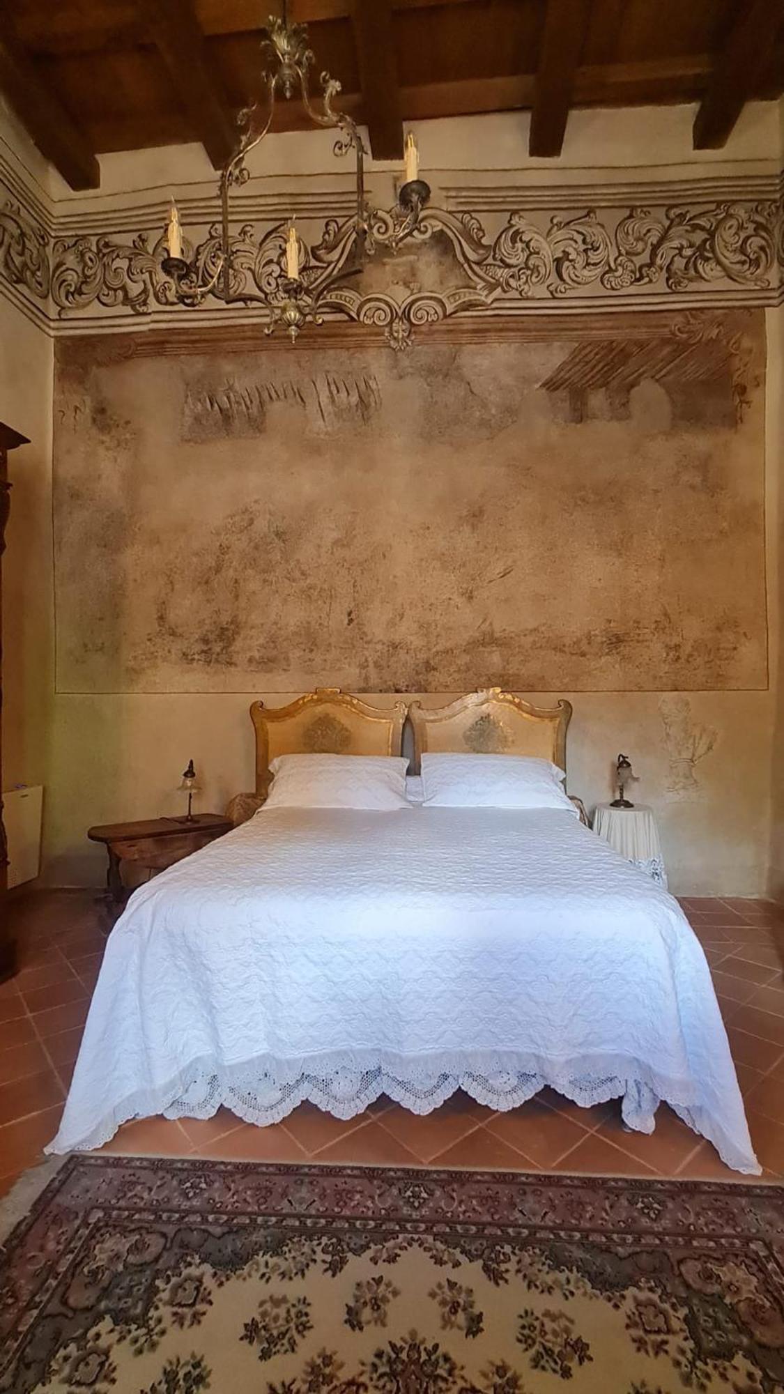 Palazzo Pirro Dimora Storica Bed and Breakfast Acciano Exteriör bild