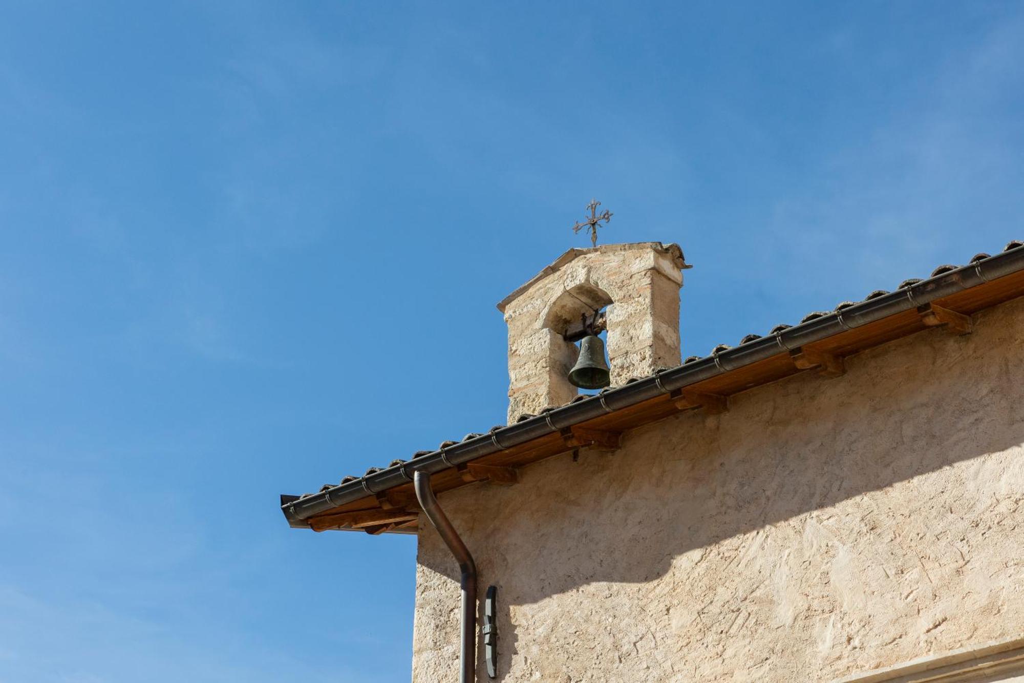 Palazzo Pirro Dimora Storica Bed and Breakfast Acciano Exteriör bild
