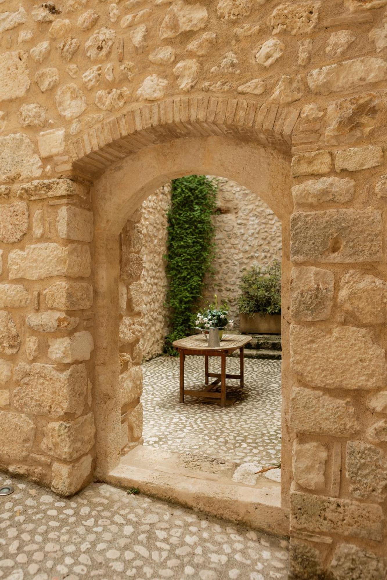 Palazzo Pirro Dimora Storica Bed and Breakfast Acciano Exteriör bild